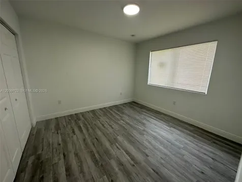 1095 NE 149th Street Miami FL 33161