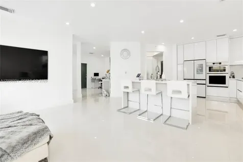 16621 SW 58th Terrace Miami FL 33193