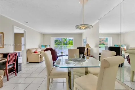 17801 N Bay Road Sunny Isles Beach FL 33160