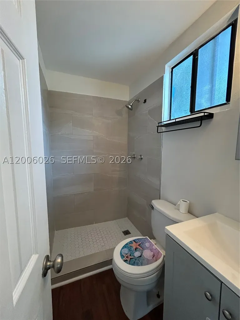 2516 Cleveland Street Hollywood FL 33020