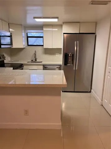 8290 Lake Drive Doral FL 33166