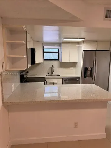 8290 Lake Drive Doral FL 33166