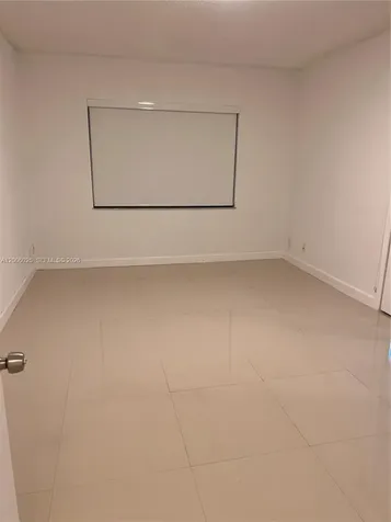 8290 Lake Drive Doral FL 33166