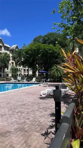 8290 Lake Drive Doral FL 33166