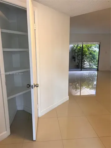8290 Lake Drive Doral FL 33166