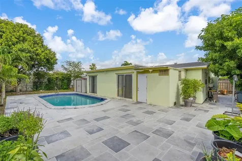 6534 NW 2nd Street Margate FL 33063