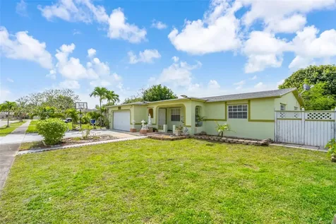 6534 NW 2nd Street Margate FL 33063