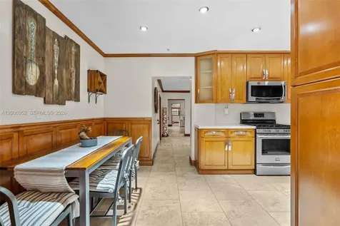 766 W 36th Street Hialeah FL 33012