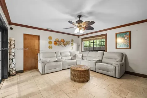 766 W 36th Street Hialeah FL 33012