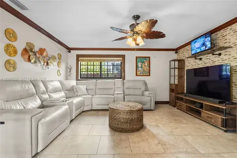 766 W 36th Street Hialeah FL 33012
