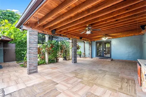 766 W 36th Street Hialeah FL 33012