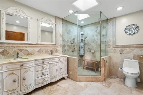 766 W 36th Street Hialeah FL 33012