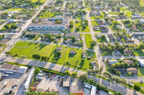 705 SW 3rd Avenue Homestead FL 33030