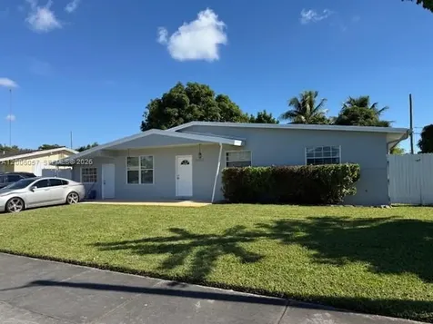 3021 SW 37th Terrace West Park FL 33023