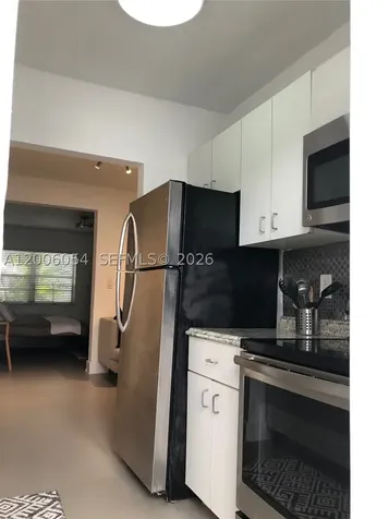 911 Meridian Avenue Miami Beach FL 33139