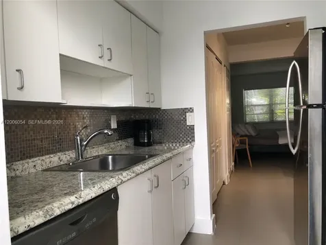 911 Meridian Avenue Miami Beach FL 33139
