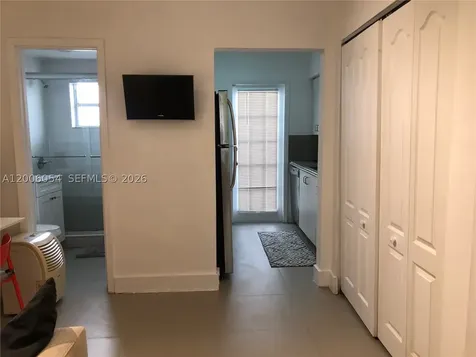 911 Meridian Avenue Miami Beach FL 33139