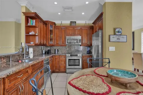 6114 SW 158th Pass Miami FL 33193