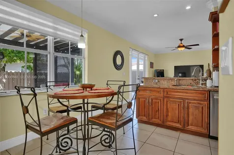 6114 SW 158th Pass Miami FL 33193