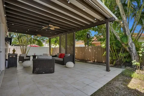 6114 SW 158th Pass Miami FL 33193