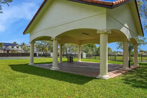 6114 SW 158th Pass Miami FL 33193