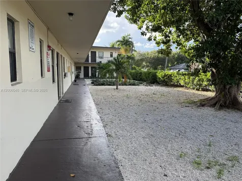 3330 NW 48th Terrace Miami FL 33142