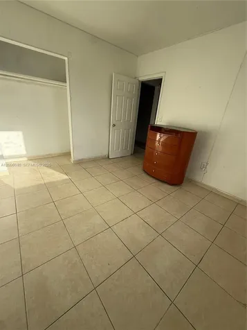 3330 NW 48th Terrace Miami FL 33142