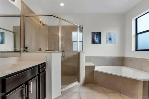 3506 W 106th Terrace Hialeah FL 33018