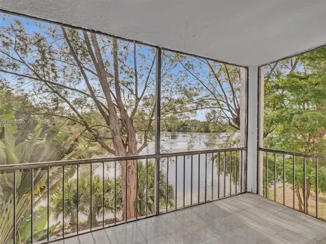 3360 Spanish Moss Terrace Lauderhill FL 33319