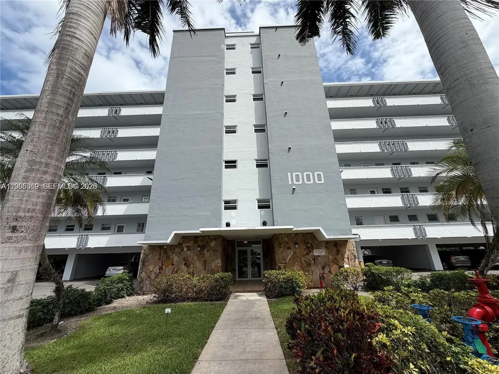 1000 NE 14th Avenue Hallandale Beach FL 33009