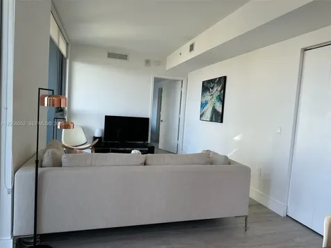 121 NE 34th Street Miami FL 33137