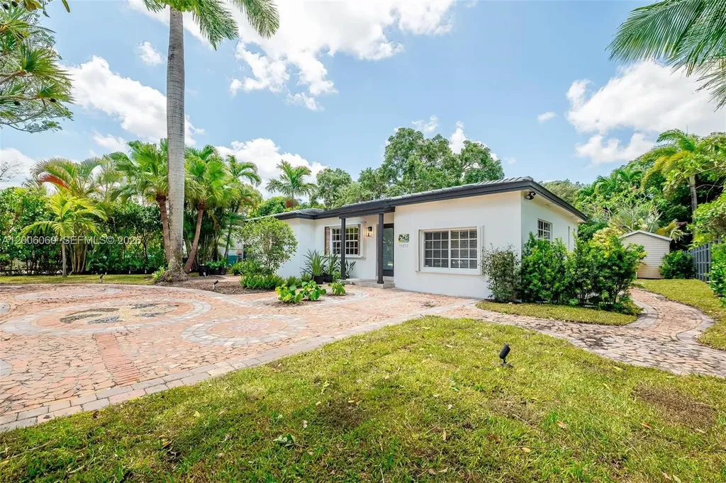 11222 NE 9th Avenue Biscayne Park FL 33161