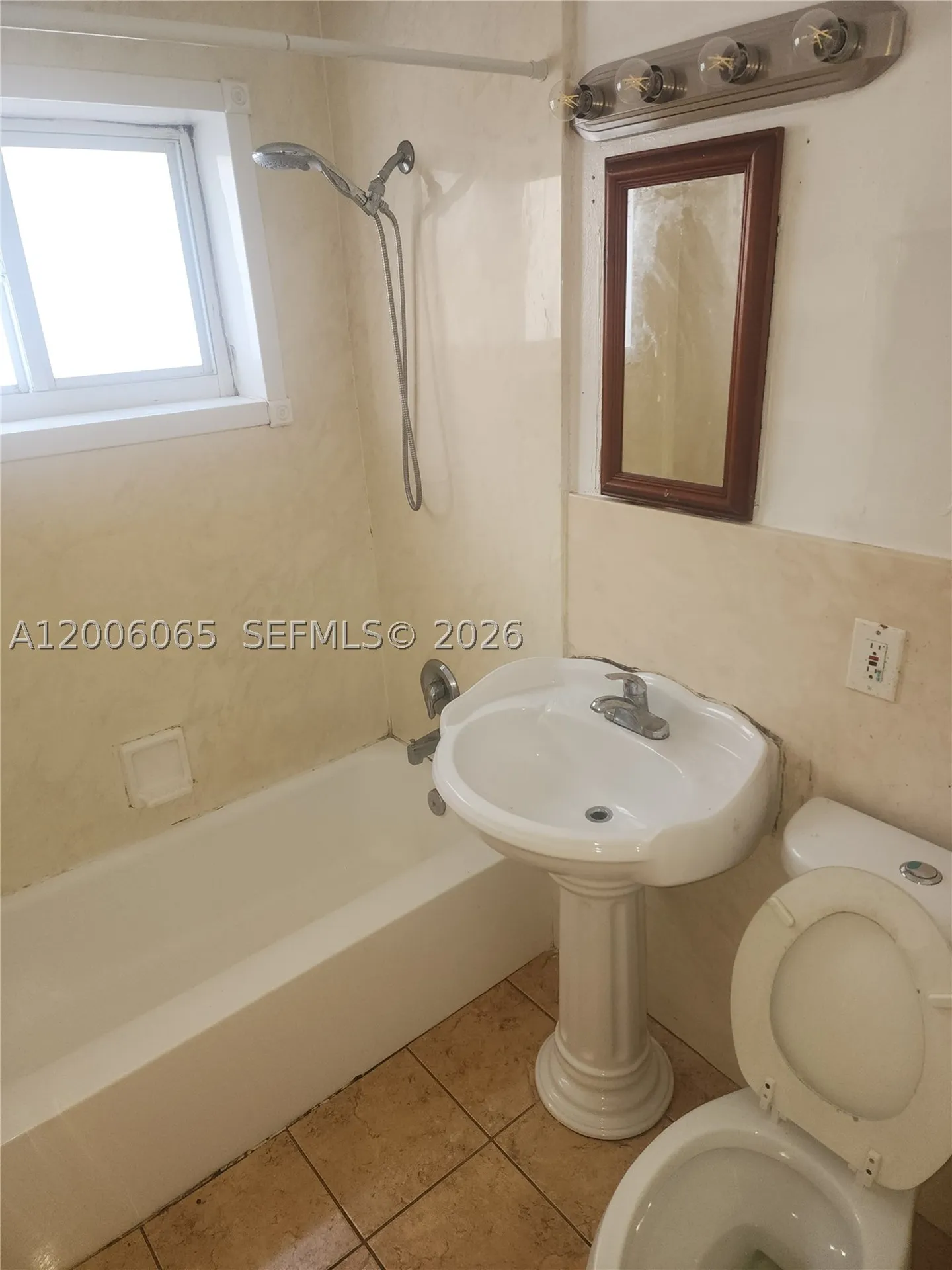 2513 Lincoln Street Hollywood FL 33020