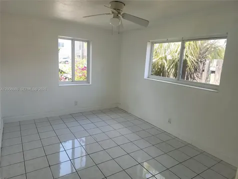 2513 Lincoln Street Hollywood FL 33020