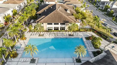 4392 NW 80 Avenue Doral FL 33166