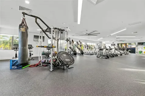 4392 NW 80 Avenue Doral FL 33166