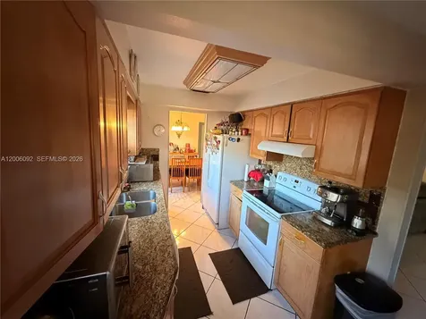 9601 NW 16th Street Pembroke Pines FL 33024