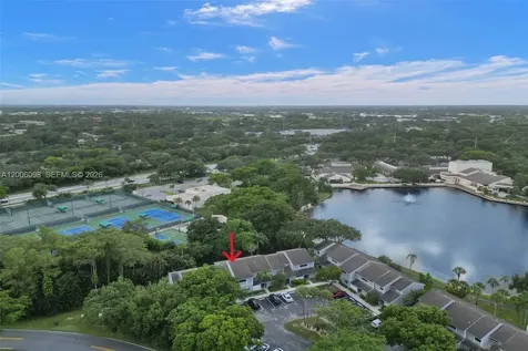 2553 NW 42nd Avenue Coconut Creek FL 33066