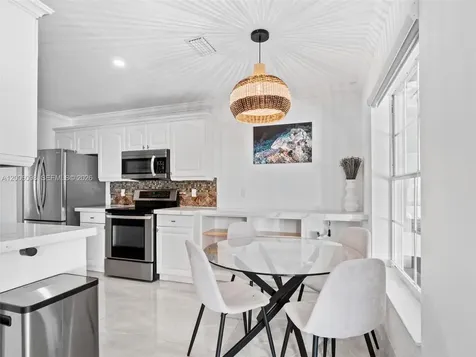 2553 NW 42nd Avenue Coconut Creek FL 33066
