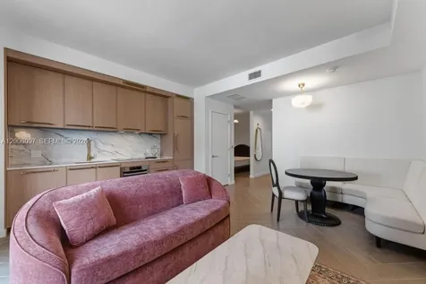 2700 NW 2 Miami FL 33127