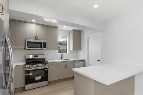 9660 Dominican Drive Cutler Bay FL 33189
