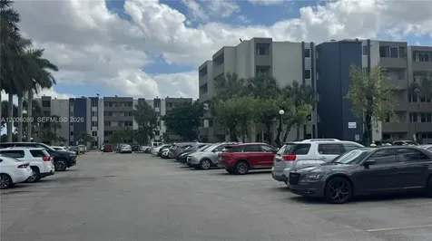 10090 NW 80th Court Hialeah Gardens FL 33016