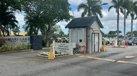 10090 NW 80th Court Hialeah Gardens FL 33016