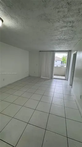 10090 NW 80th Court Hialeah Gardens FL 33016