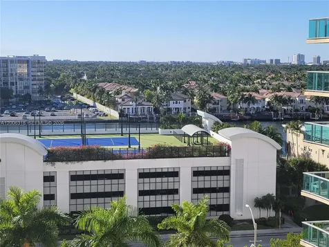 2501 S Ocean Drive Hollywood FL 33019