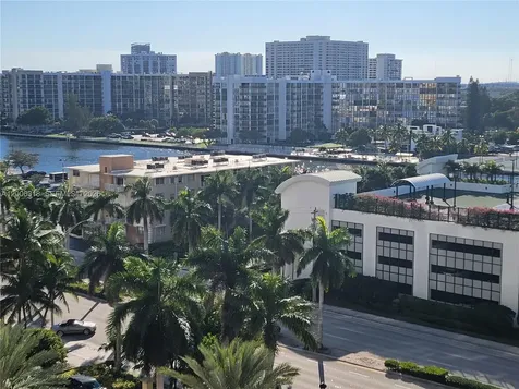 2501 S Ocean Drive Hollywood FL 33019