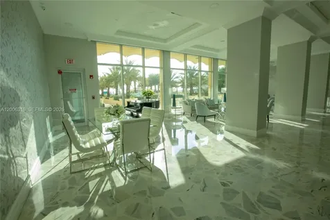 2501 S Ocean Drive Hollywood FL 33019