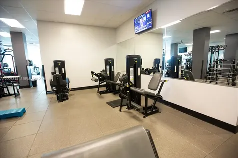 2501 S Ocean Drive Hollywood FL 33019
