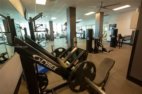 2501 S Ocean Drive Hollywood FL 33019