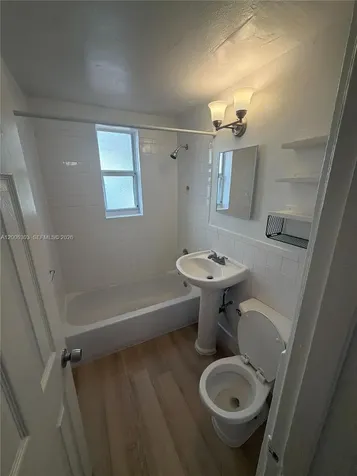 3669 Thomas Avenue Miami FL 33133